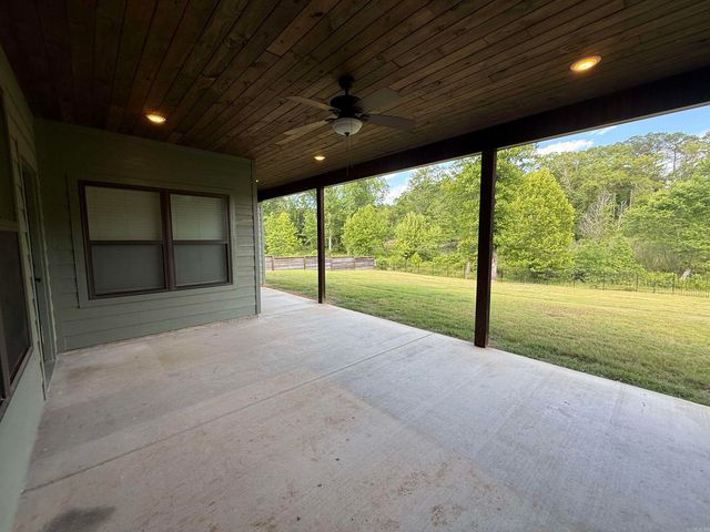 632 Hiram Drive, Bauxite, AR 72011