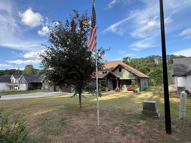 632 Hiram Drive, Bauxite, AR 72011