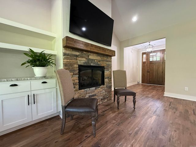 632 Hiram Drive, Bauxite, AR 72011