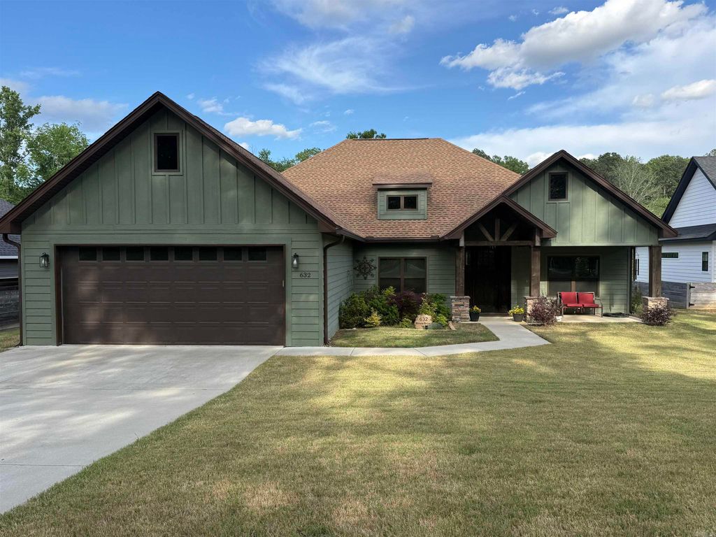 632 Hiram Drive, Bauxite, AR 72011
