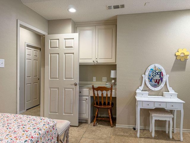 7609 Prentiss Avenue, Lubbock, TX 79424