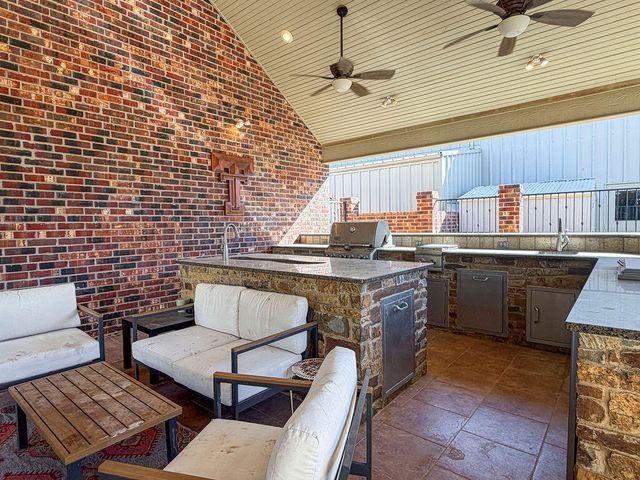 7609 Prentiss Avenue, Lubbock, TX 79424