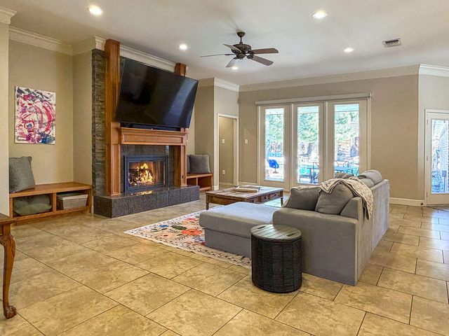 7609 Prentiss Avenue, Lubbock, TX 79424