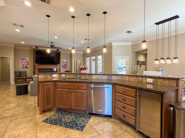 7609 Prentiss Avenue, Lubbock, TX 79424