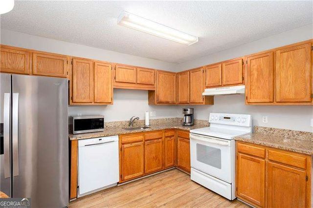 3705 Winding Court, Douglasville, GA 30135