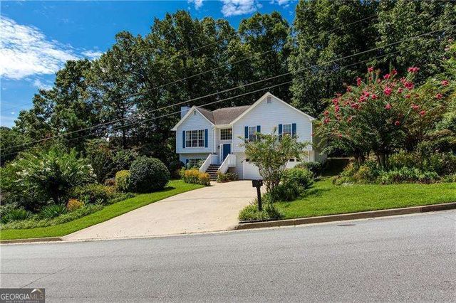 3705 Winding Court, Douglasville, GA 30135