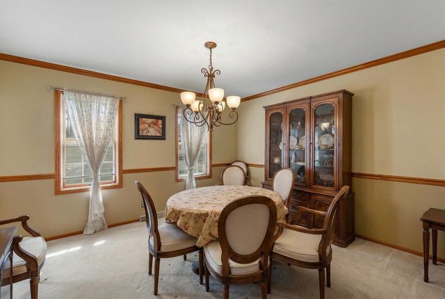 2908 Devonshire COURT, Waukesha, WI 53188