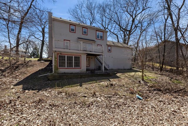 2908 Devonshire COURT, Waukesha, WI 53188
