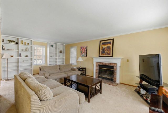 2908 Devonshire COURT, Waukesha, WI 53188