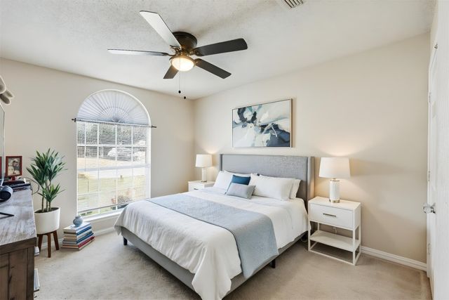 2349 Bentley Court, Grand Prairie, TX 75052