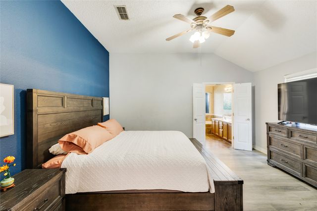 2349 Bentley Court, Grand Prairie, TX 75052