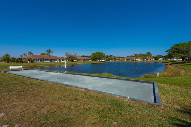 5828 Honeybell Court, Fort Pierce, FL 34982