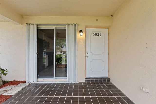 5828 Honeybell Court, Fort Pierce, FL 34982