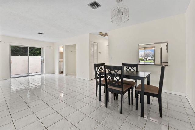 5828 Honeybell Court, Fort Pierce, FL 34982