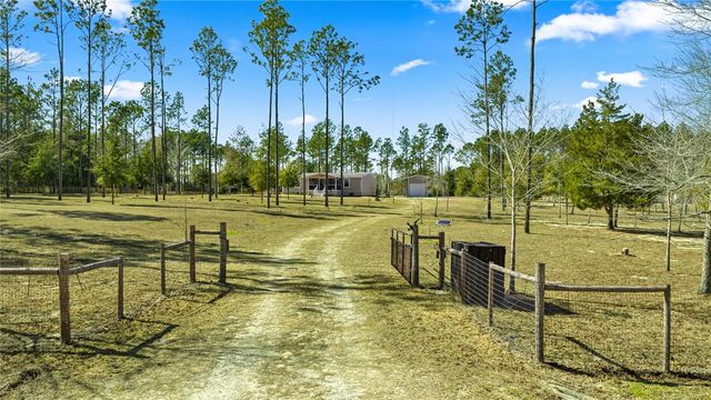 5130 SE 137TH AVENUE, Morriston, FL 32668