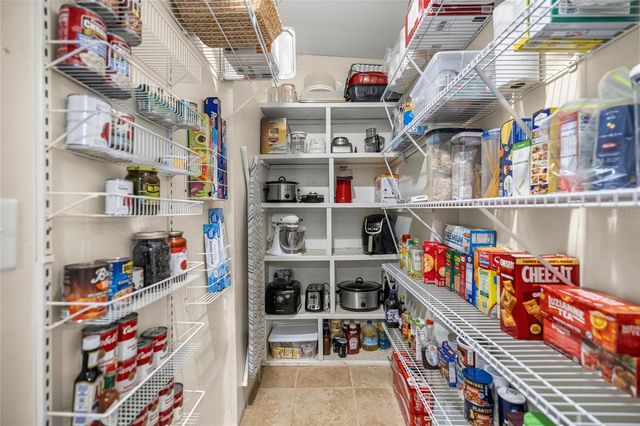 5130 SE 137TH AVENUE, Morriston, FL 32668