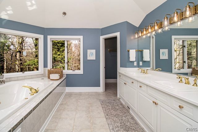 4315 Hepatica Hill Road, Pompey, NY 13104