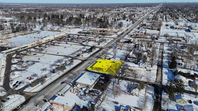 34633 Ford Road, Westland, MI 48185