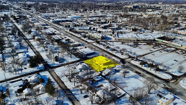 34633 Ford Road, Westland, MI 48185