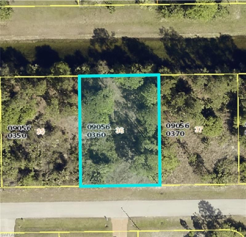 1039 Binkley ST E, LEHIGH ACRES, FL 33974 — photo 2