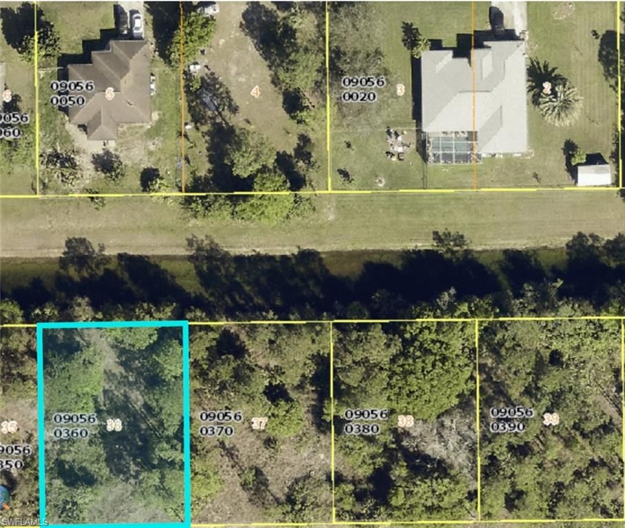1039 Binkley ST E, LEHIGH ACRES, FL 33974 — photo 3