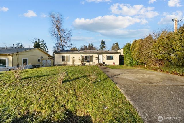 1246 Ivy Road, Bremerton, WA 98310