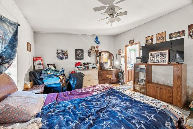 1246 Ivy Road, Bremerton, WA 98310