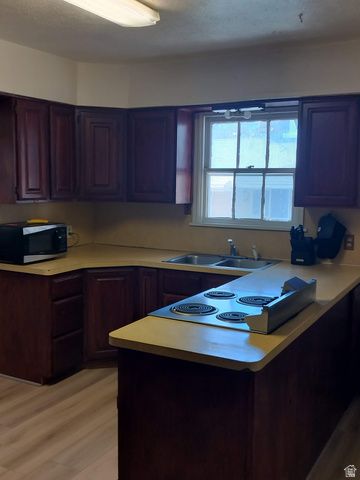 1436 SWAN ST, Ogden, UT 84401