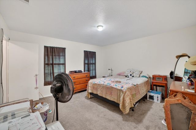 1284 County Road 101, Kaufman, TX 75142