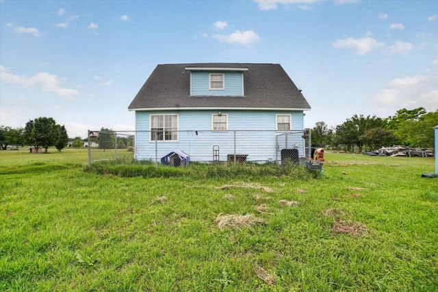 1284 County Road 101, Kaufman, TX 75142