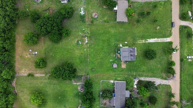 1284 County Road 101, Kaufman, TX 75142