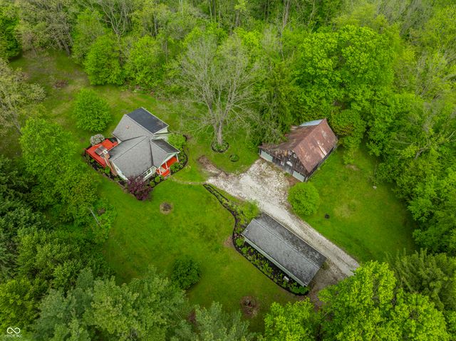 250 Westmont Lane E, Noblesville, IN 46062