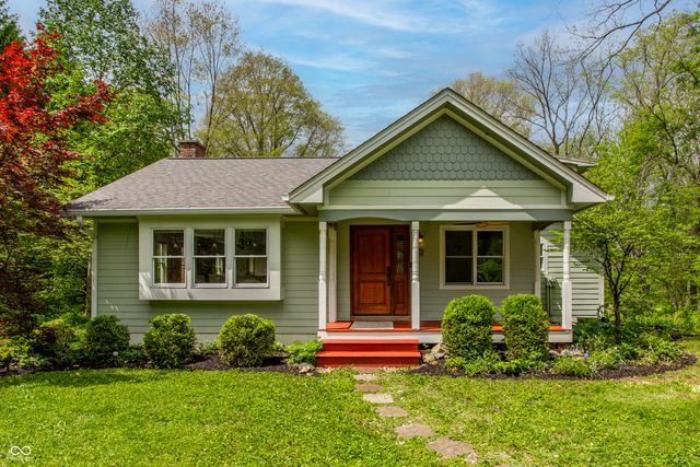 250 Westmont Lane E, Noblesville, IN 46062