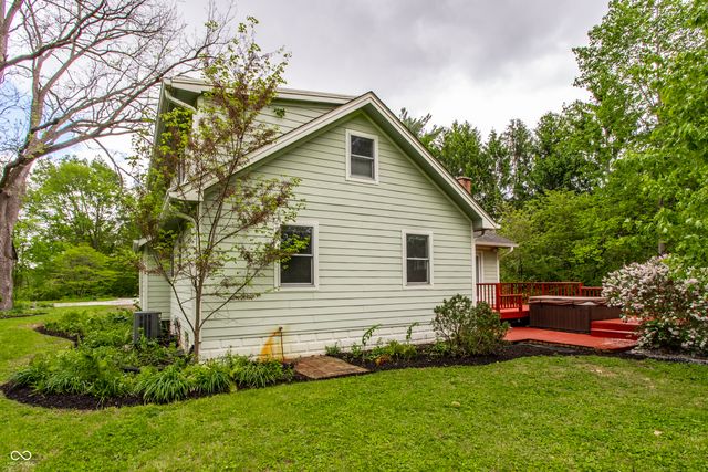 250 Westmont Lane E, Noblesville, IN 46062