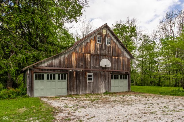 250 Westmont Lane E, Noblesville, IN 46062