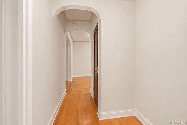 2160 Bronx Park E 1F, Bronx, NY 10462