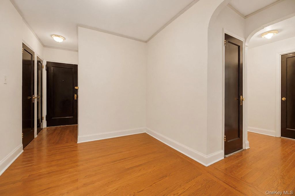 2160 Bronx Park E 1F, Bronx, NY 10462 — photo 3