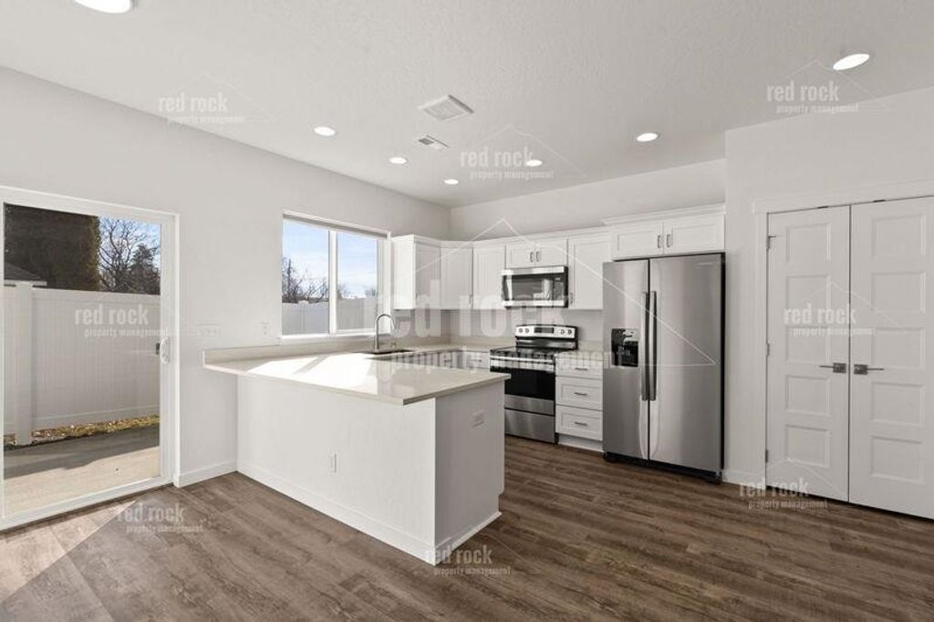 12625 E Main Ave, Spokane Valley, WA 99216 photo 7