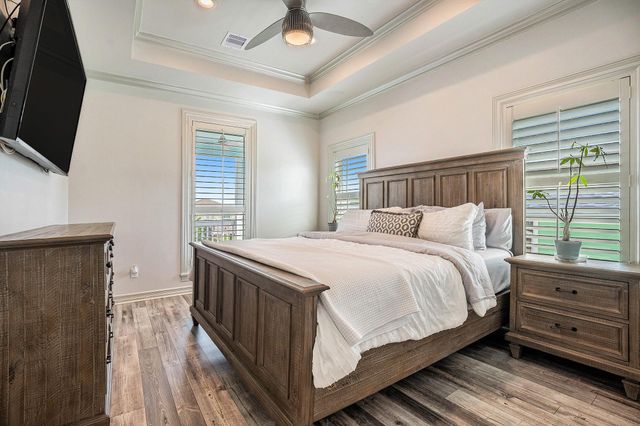 1171 Sailfish Street, Bayou Vista, TX 77563
