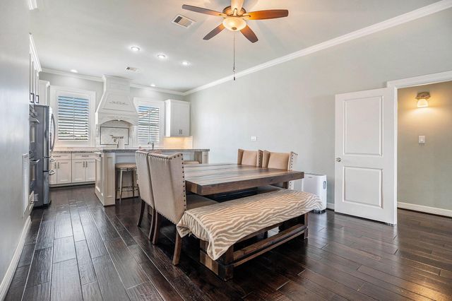 1171 Sailfish Street, Bayou Vista, TX 77563