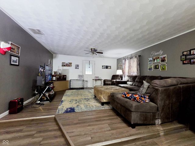 2213 Cardinal Drive, Indianapolis, IN 46227