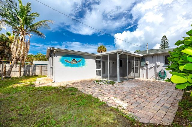 504 79TH AVENUE, St Petersburg, FL 33706