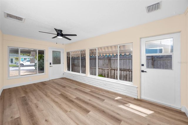 504 79TH AVENUE, St Petersburg, FL 33706