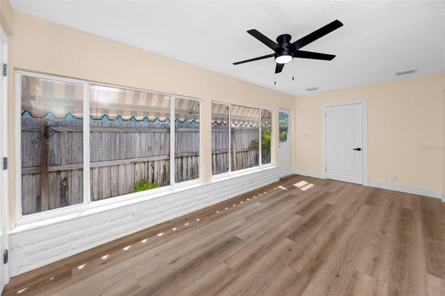 504 79TH AVENUE, St Petersburg, FL 33706