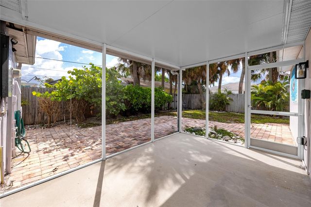 504 79TH AVENUE, St Petersburg, FL 33706