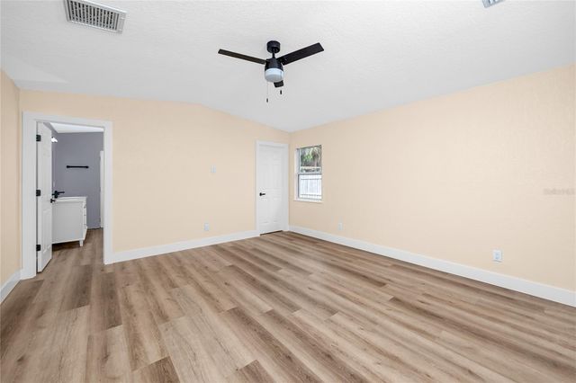 504 79TH AVENUE, St Petersburg, FL 33706
