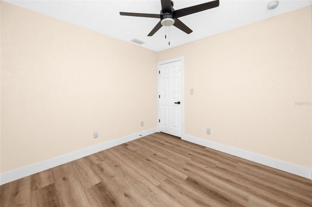 504 79TH AVENUE, St Petersburg, FL 33706