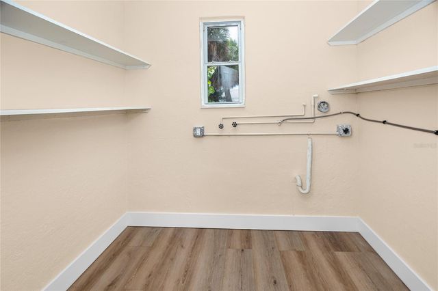 504 79TH AVENUE, St Petersburg, FL 33706