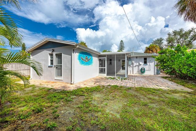 504 79TH AVENUE, St Petersburg, FL 33706