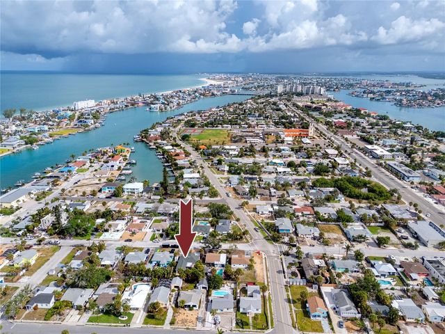 504 79TH AVENUE, St Petersburg, FL 33706